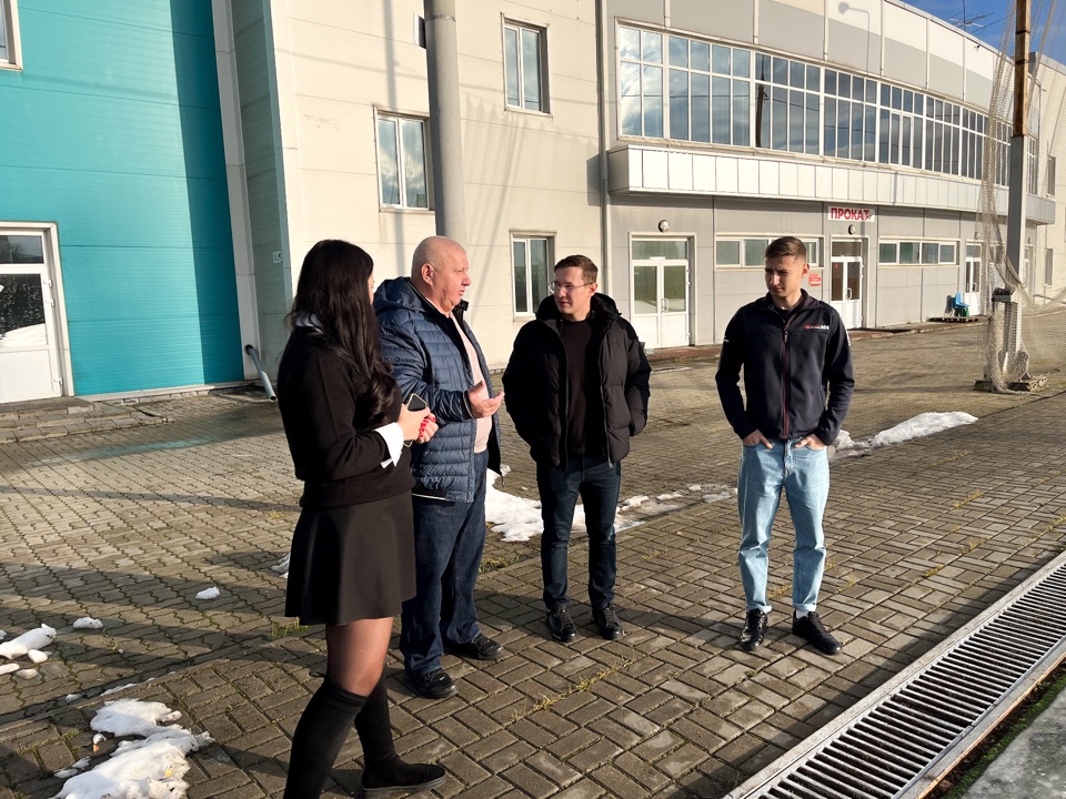 Депутат Мособлдумы Марк Черемисов посетили ФСК Обухово в Богородском городском округе