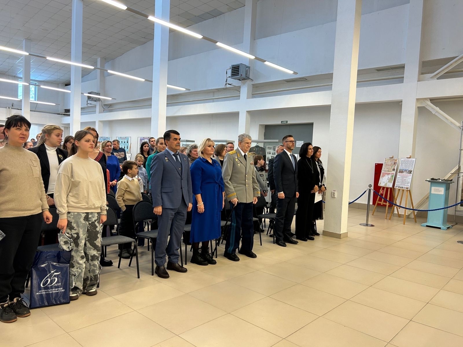 Ежегодный конкурс детского рисунка «Мама, папа, я – авиасемья» В Центральном музее ВВС в Монино