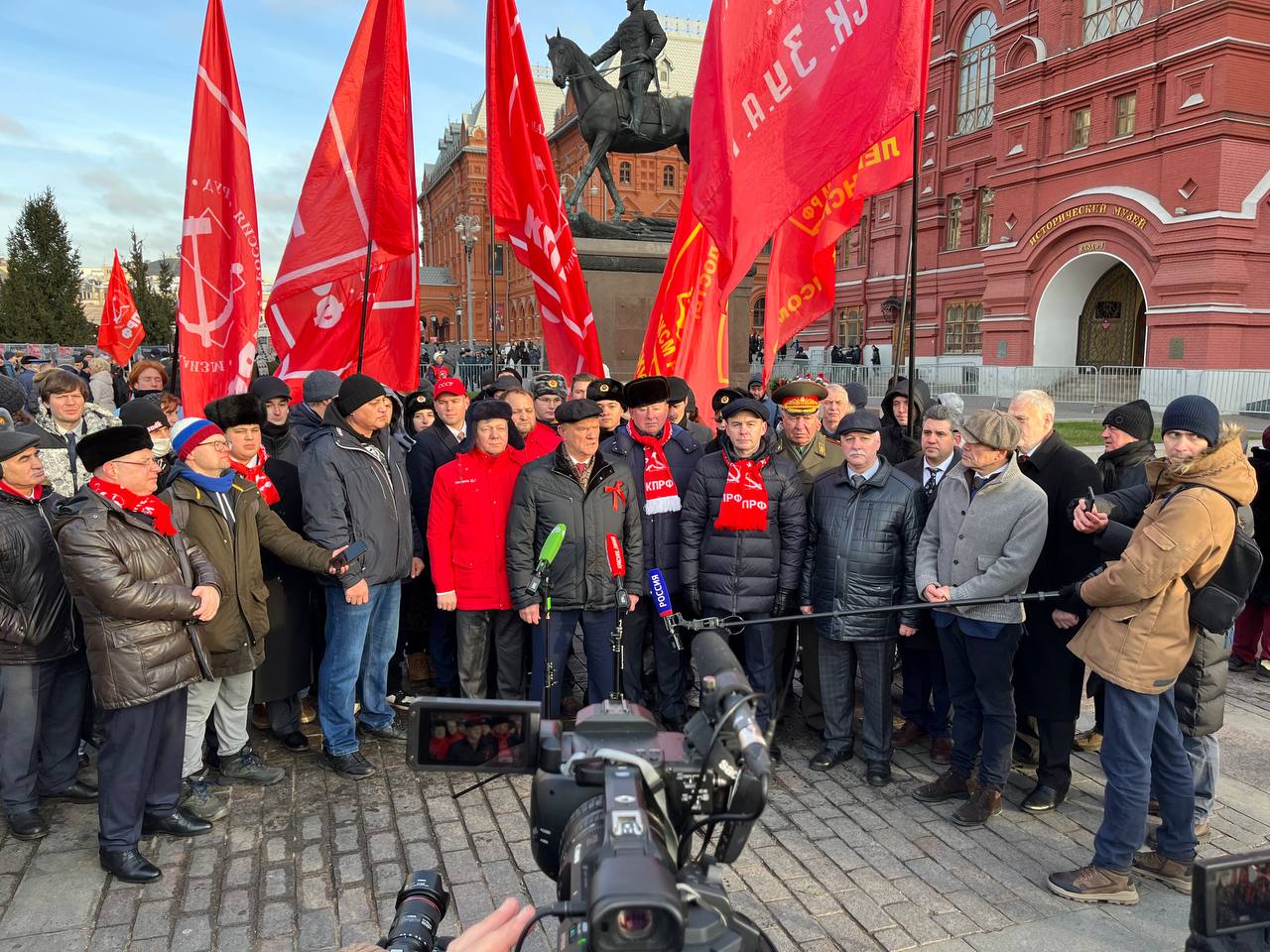 Г.А. Зюганов: Необходимо одолеть фашизм, капитализм и глобализм!