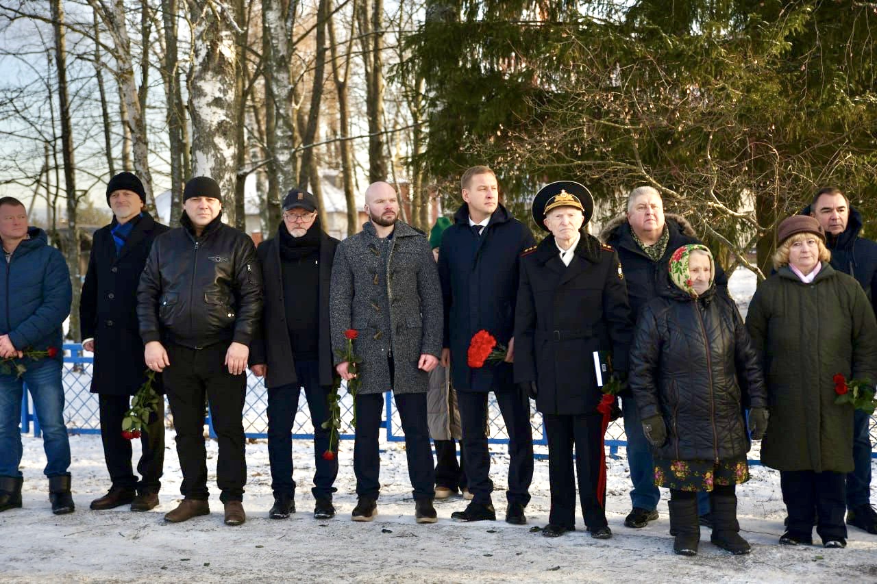 Памяти морским пехотинцам в Дмитрове
