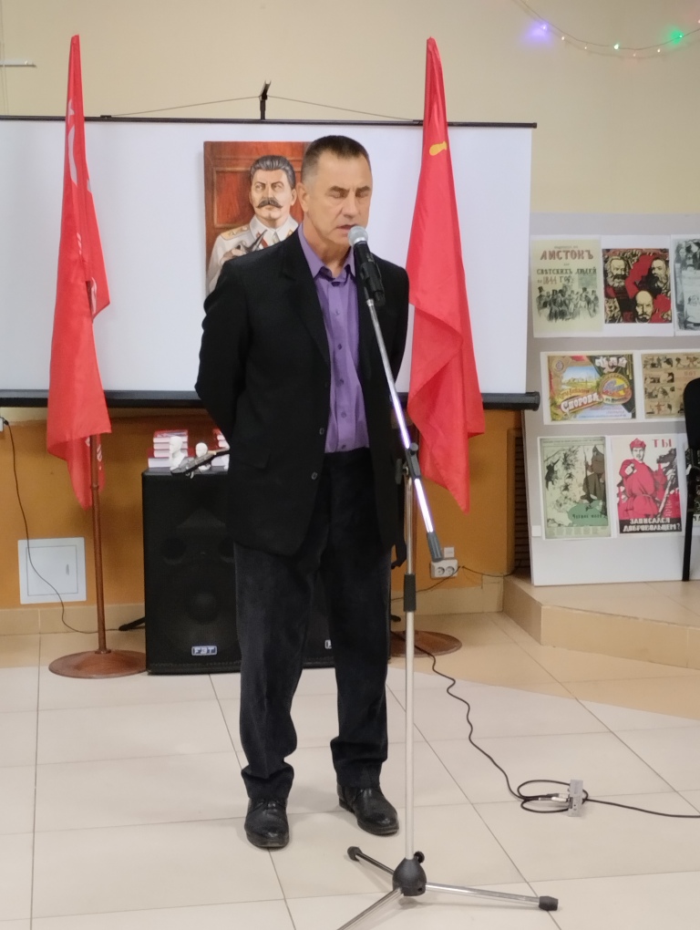 «Мы родом не из детства – из войны»