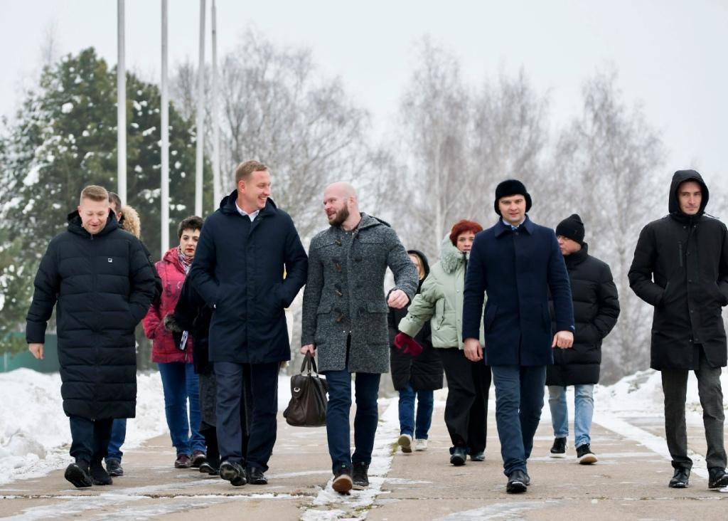 Депутаты Дмитрова взяли на контроль состояние мемориала ВОВ