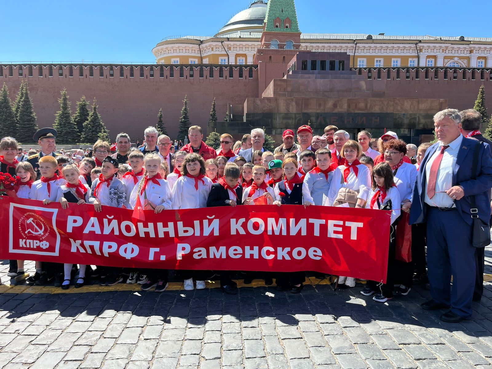 У красного галстука – цвет Победы! (19.05.2024)