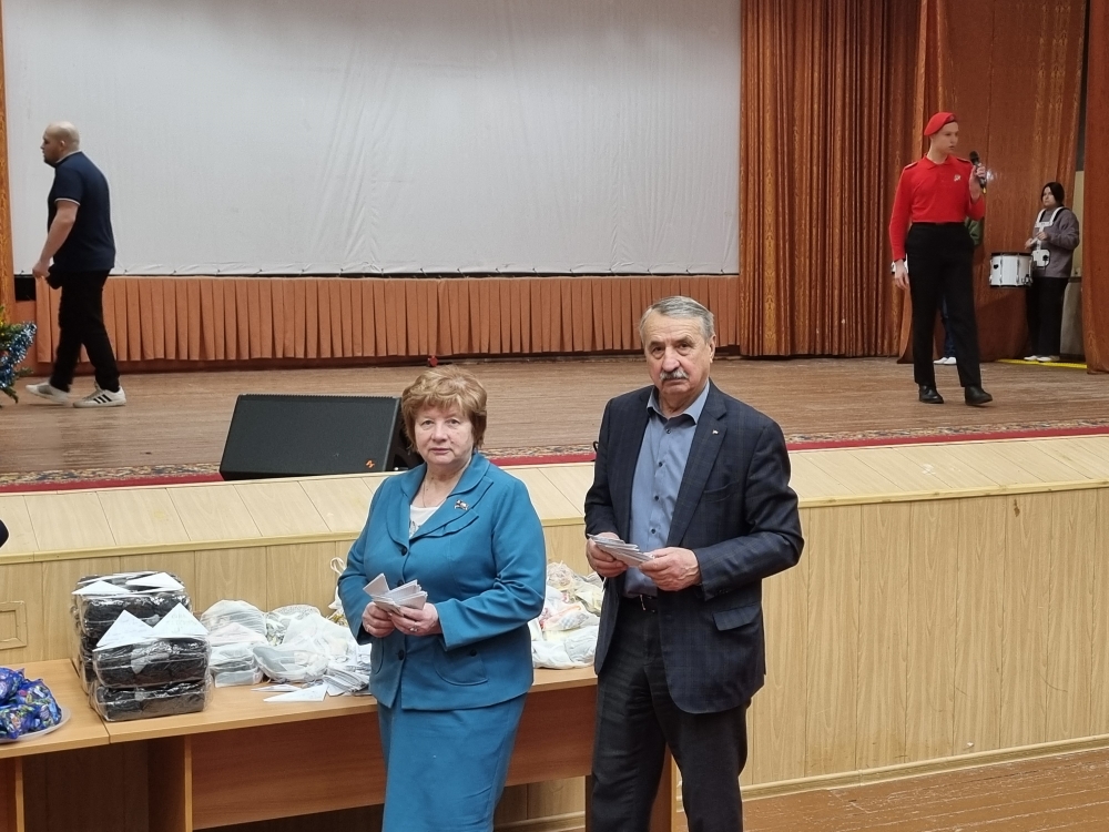 СВОих не бросаем!