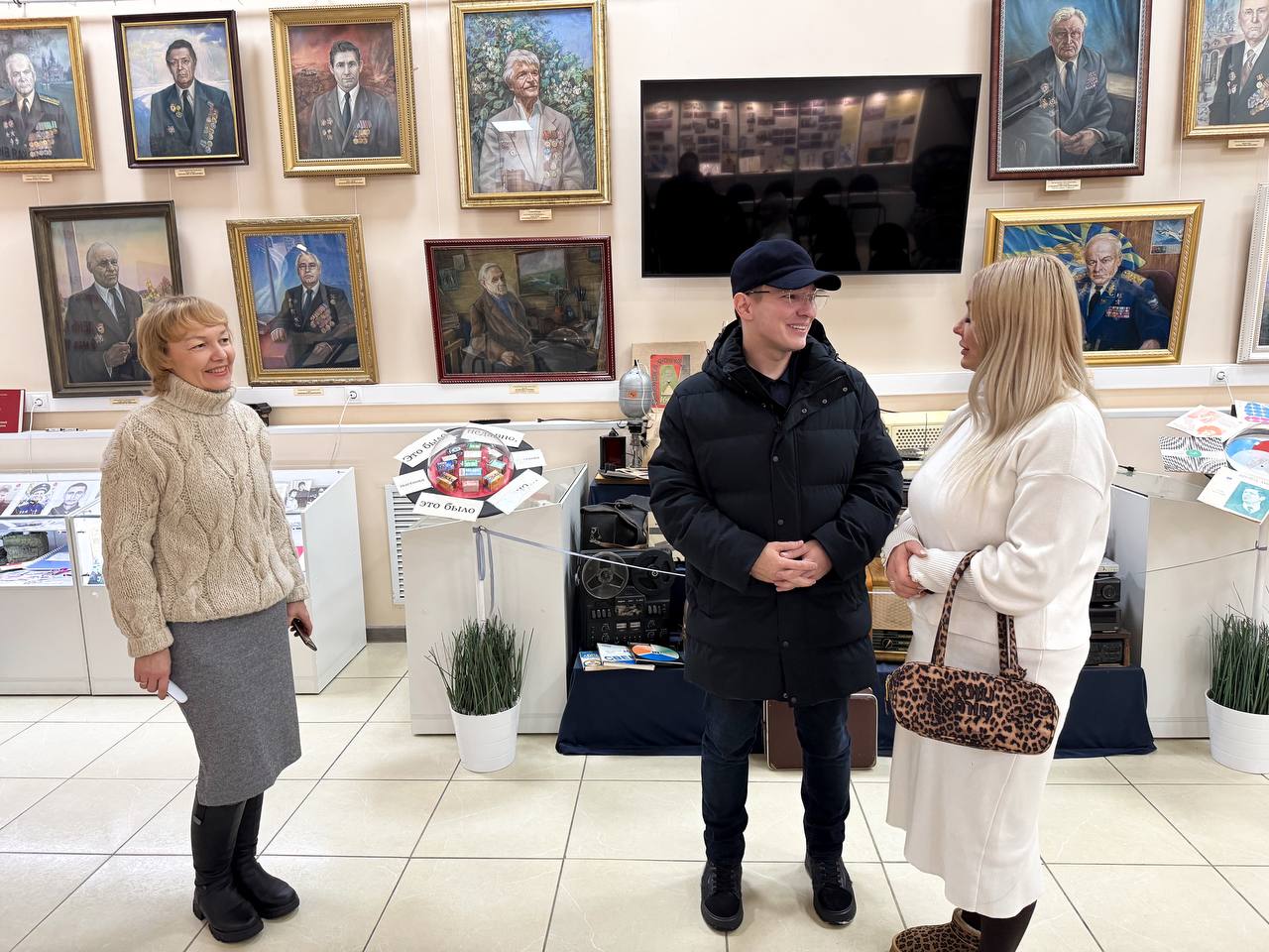 Депутат Мособлдумы Марк Черемисов посетил КДЦ «Квант» в Богородском городском округе