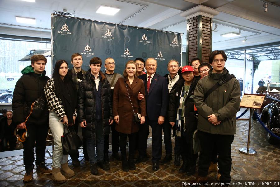Г.А. Зюганов: «За нашу Победу!»