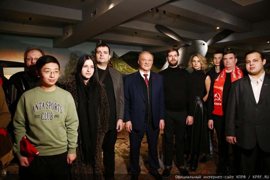 Г.А. Зюганов: «За нашу Победу!»