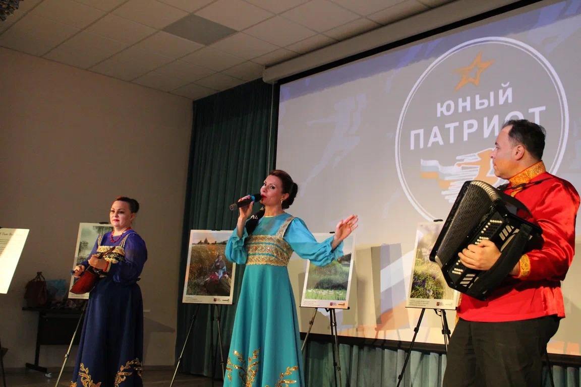 Коммунисты Химок посетили «Юный патриот»