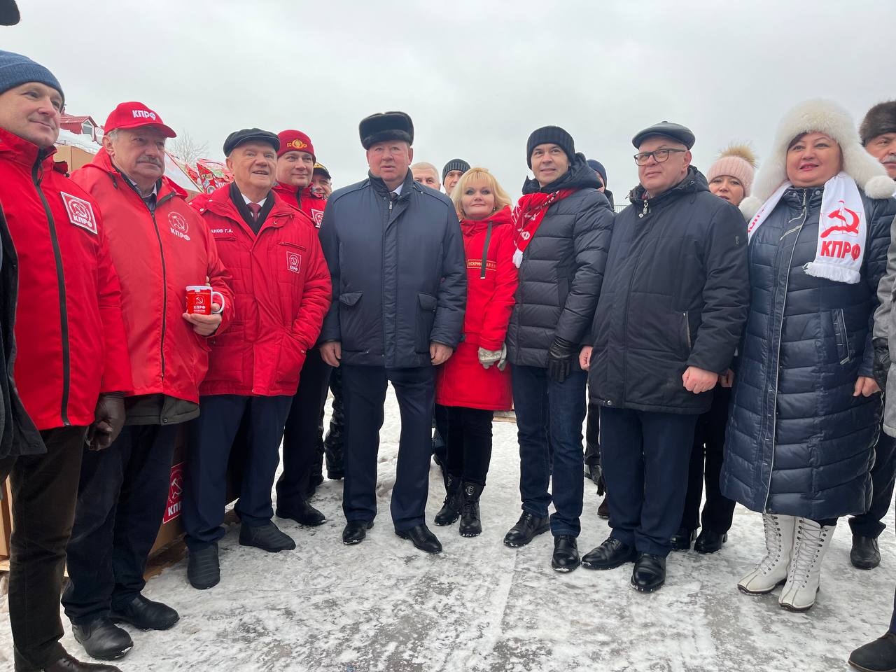 120-й юбилейный новогодний гуманитарный конвой от КПРФ – детям Донбасса! (25.12.2023)
