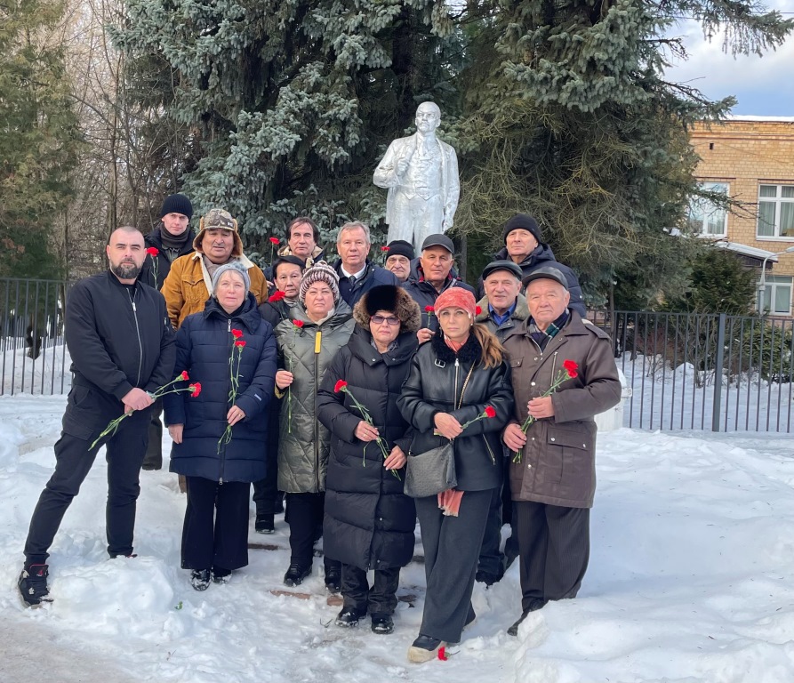 Солнечногорские коммунисты отметили 145-ю годовщину со дня рождения И.В. Сталина