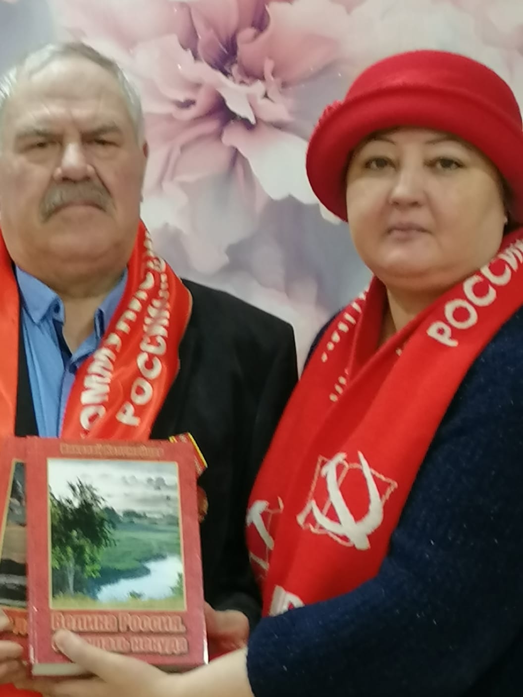 Имя великого Сталина не меркнет в веках