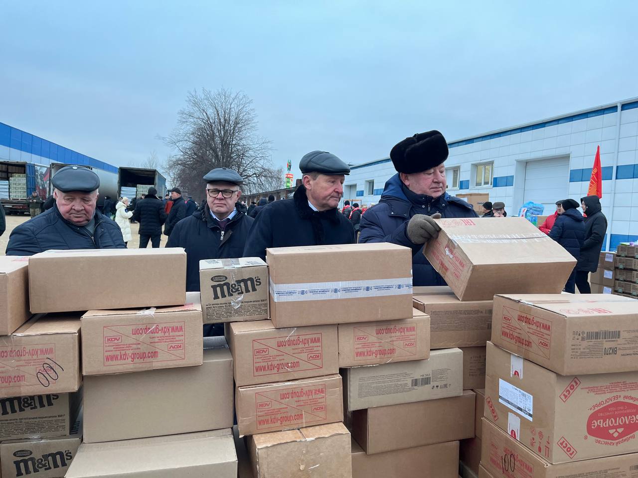 132-й Новогодний гуманитарный конвой от КПРФ для фронта и Победы