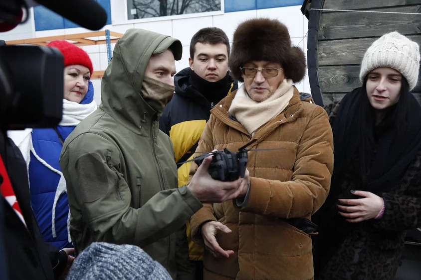 Подмосковный Комсомол принял участие в формировании 132 гуманитарного конвоя КПРФ