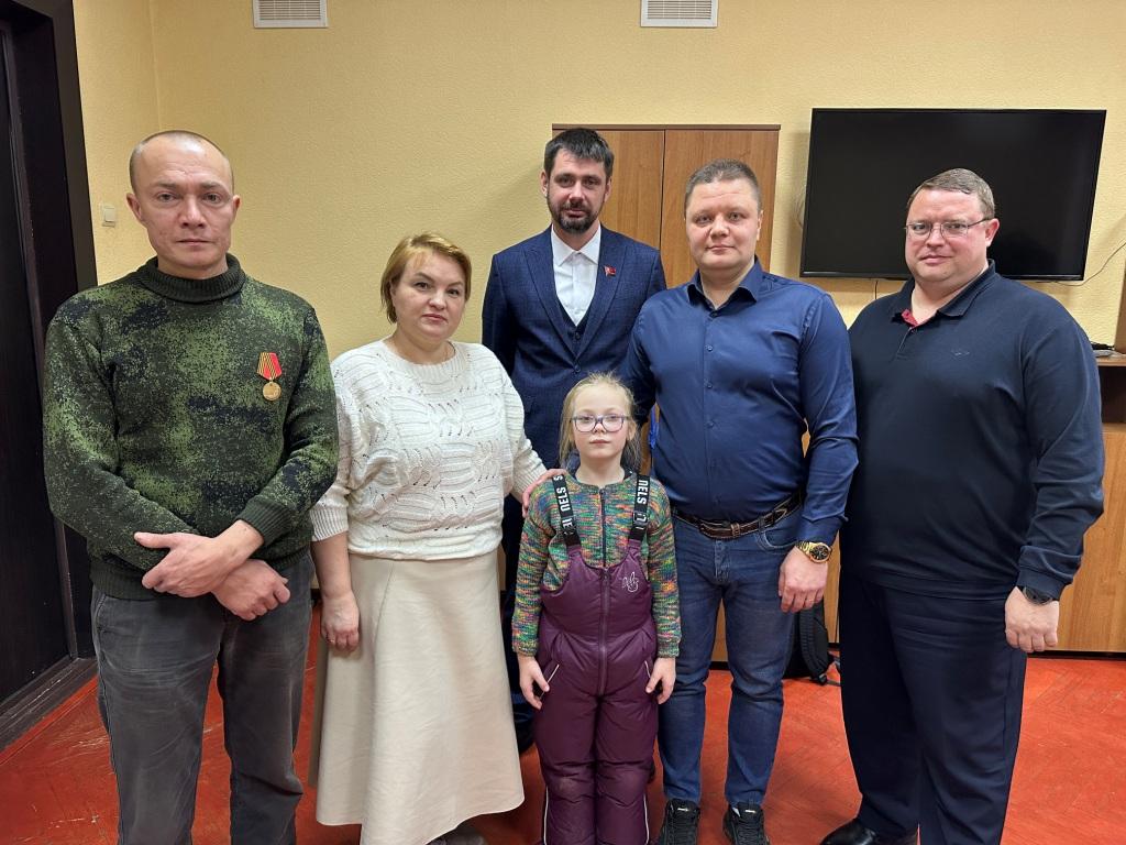 Фракция КПРФ городского Совета депутатов Королёва встретилась с волонтерами
