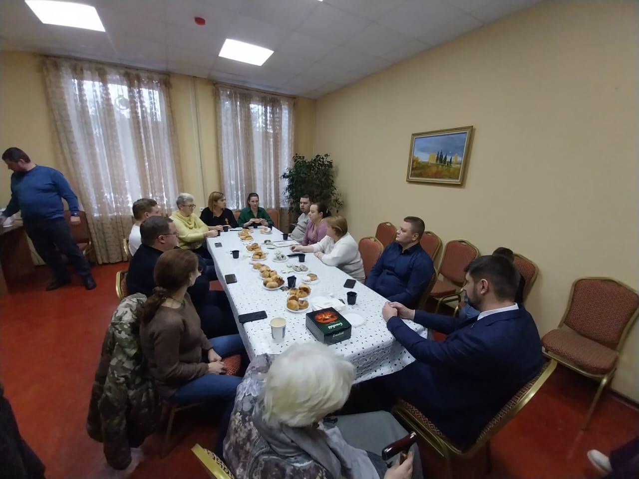 Фракция КПРФ городского Совета депутатов Королёва встретилась с волонтерами
