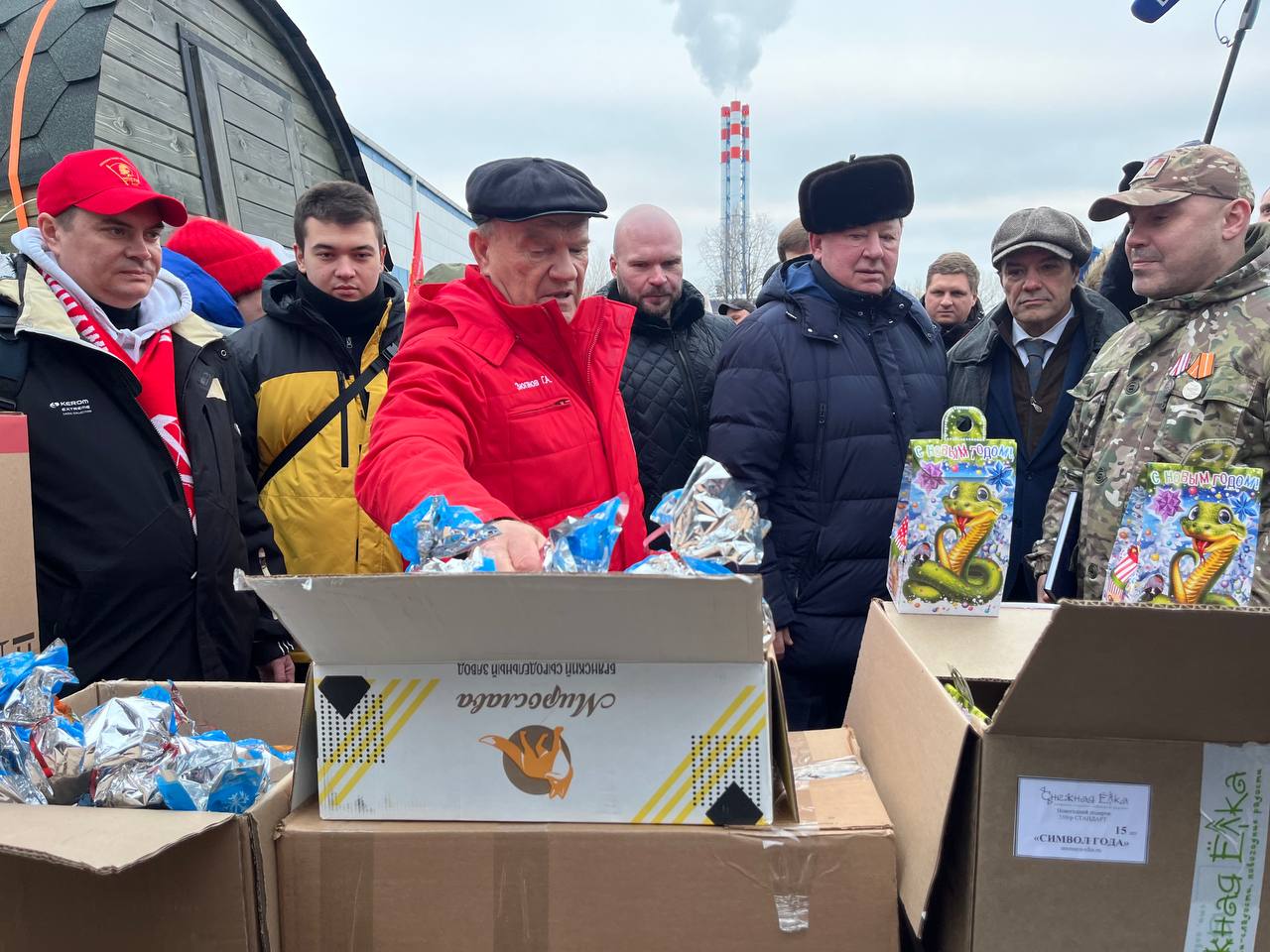 132-й Новогодний гуманитарный конвой от КПРФ для фронта и Победы (23.12.2024)