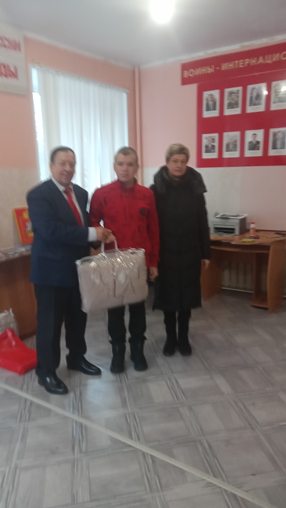 Каширские коммунисты поздравили членов общественных организаций с годовщиной образования СССР и Наступающим Новым годом