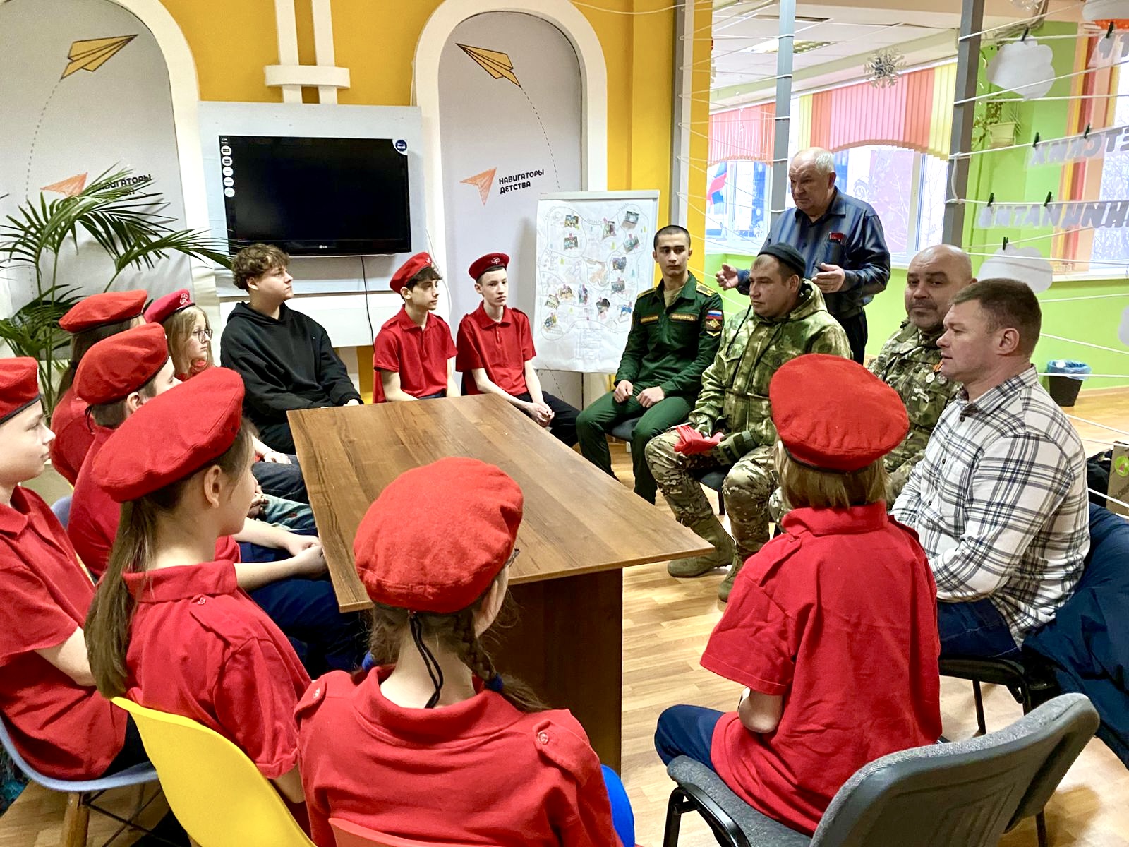 СВОих не бросаем!