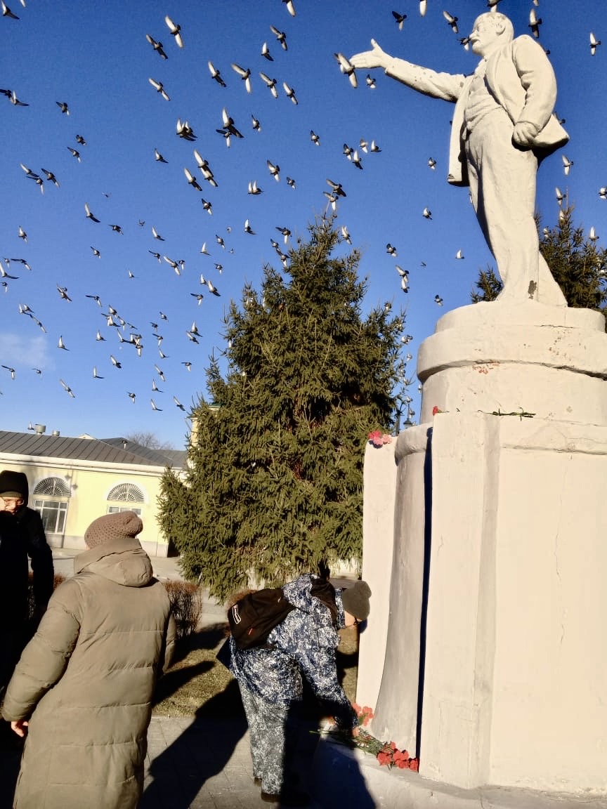 Великий Ленин: в Коломне почтили память вождя мирового пролетариата