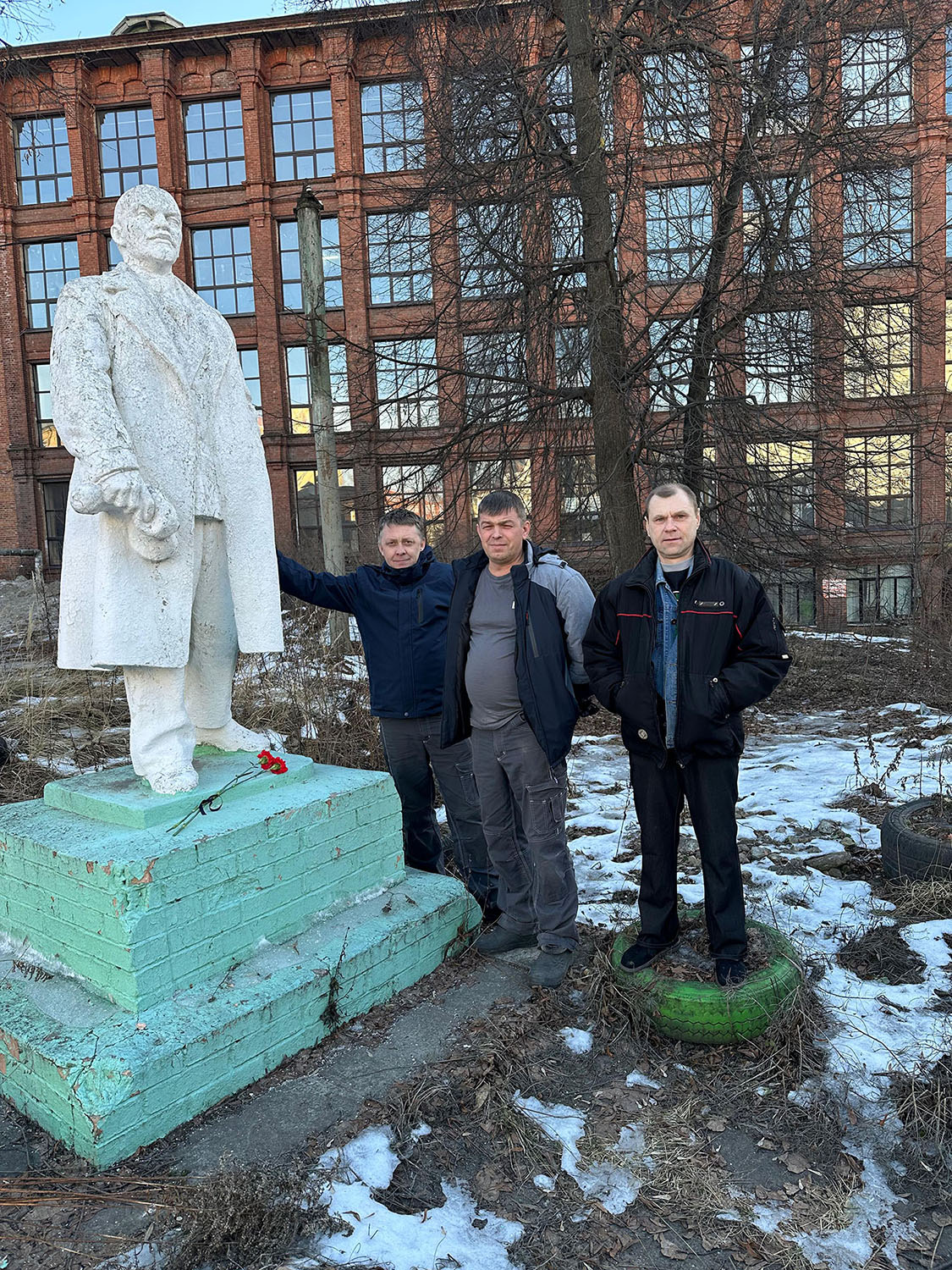 Пушкинские коммунисты почтили память о Ленине