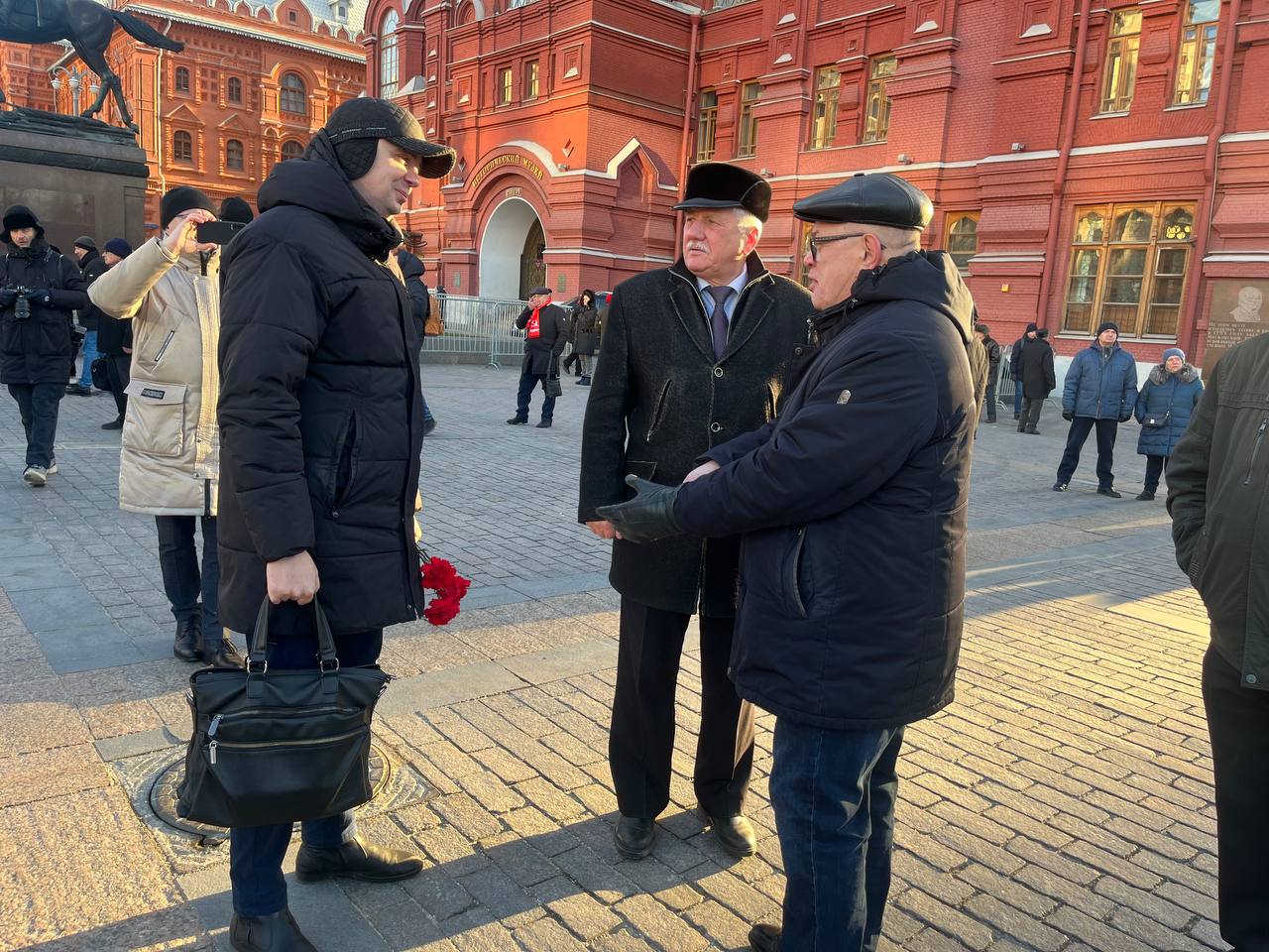 Мысли, идеи и дела Ленина являются для нас путеводной звездой! (21.01.2025)