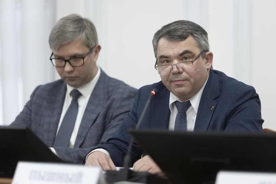 В.И.Кашин провел парламентские слушания на тему: «Развитие кадрового потенциала агропромышленного комплекса: законодательные основы, роль государства и бизнеса»