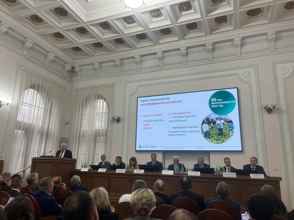 В сельском хозяйстве кадры решают всё