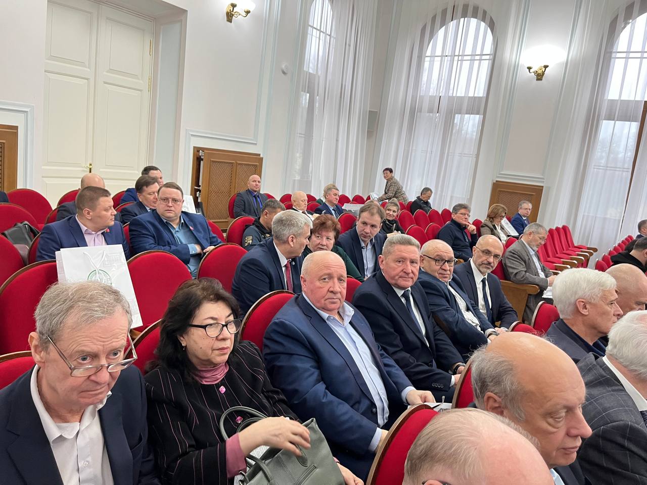 Руководитель фракции КПРФ в Мособлдуме Александр Наумов: Кадры решают все в аграрном комплексе страны