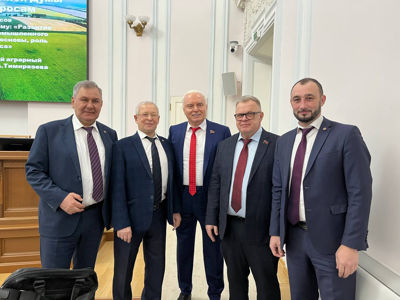 Руководитель фракции КПРФ в Мособлдуме Александр Наумов: Кадры решают все в аграрном комплексе страны