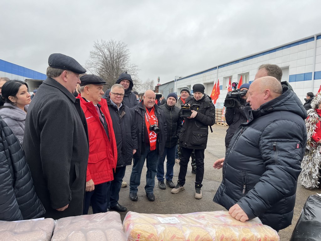 133-й гуманитарный конвой от КПРФ на Донбасс и в Курск в память о Сталинградской битве (29.01.2025)