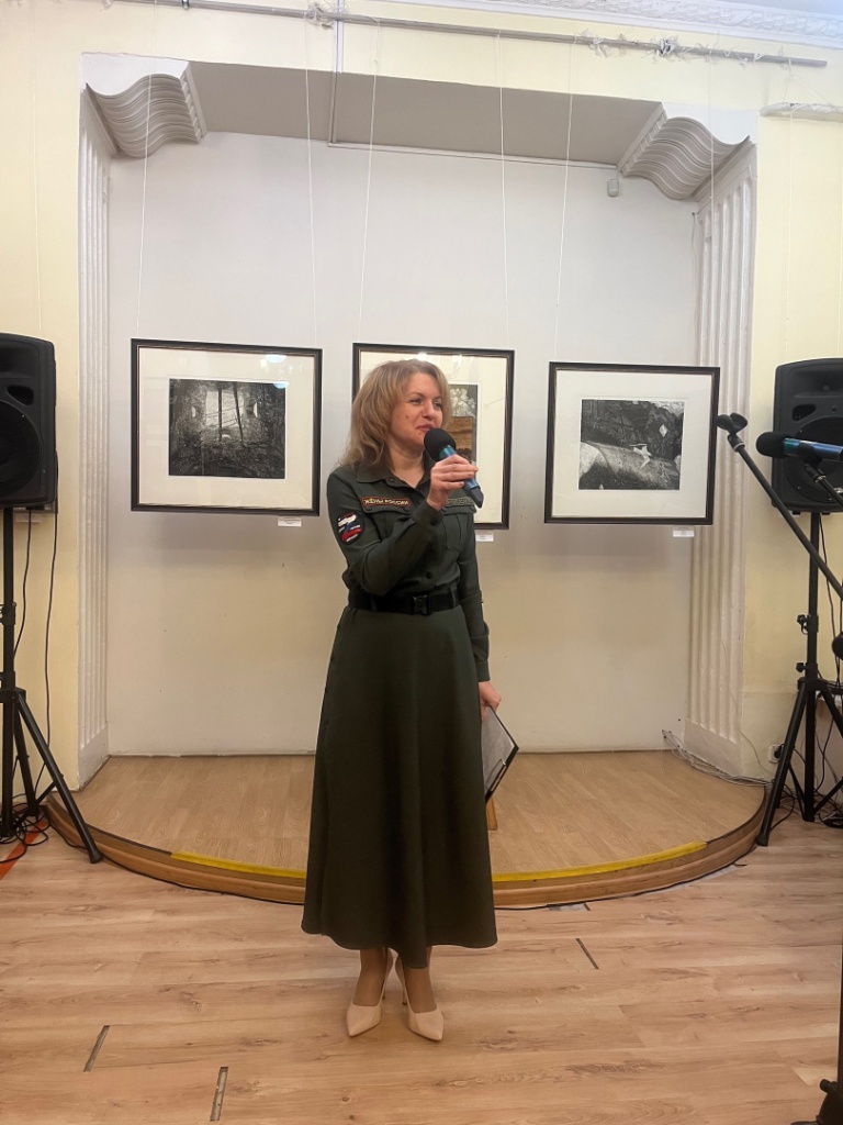 Выставка художника-ветерана Николая Баженова открылась в Фрязино