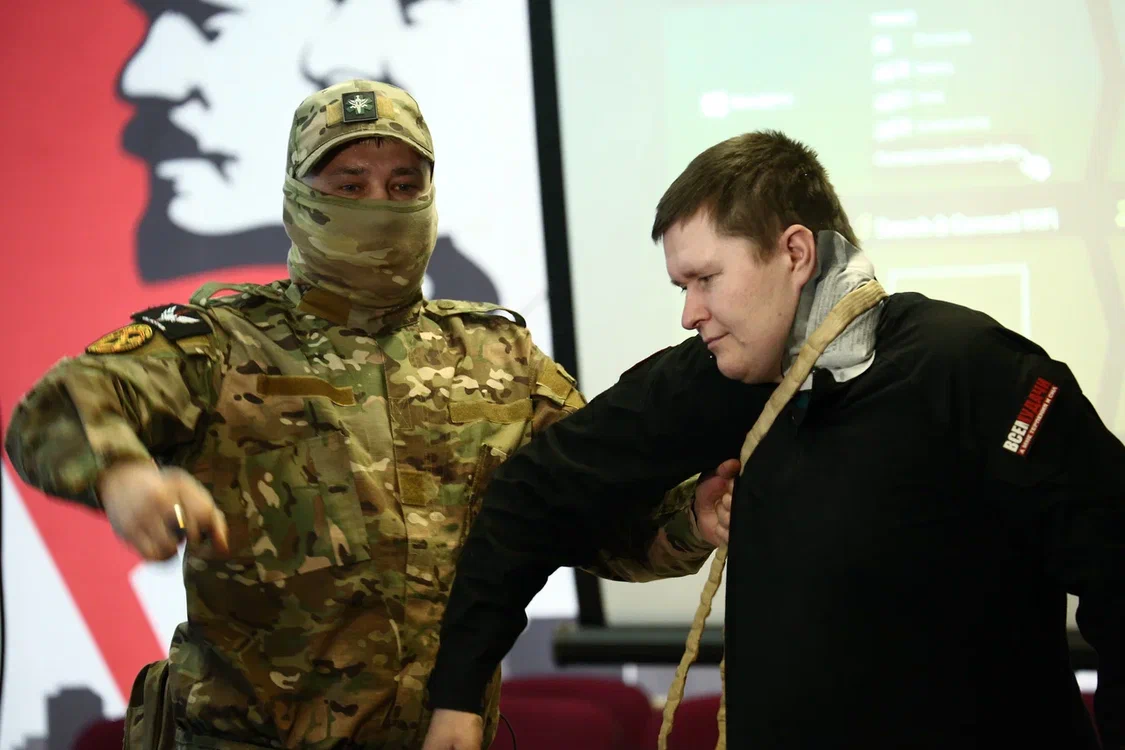 Подмосковный Комсомол провел занятия по военной медицине