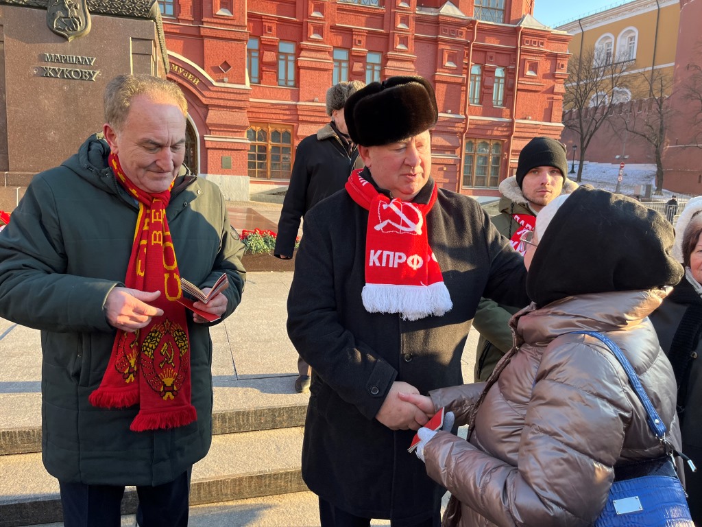 Слава Красной Армии!