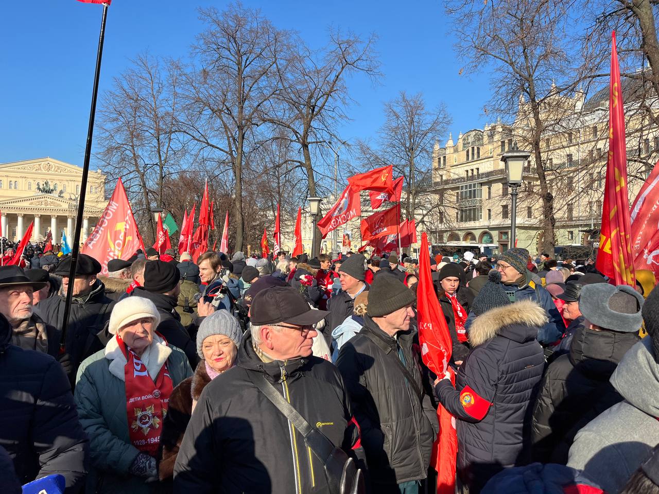 Слава Красной Армии!