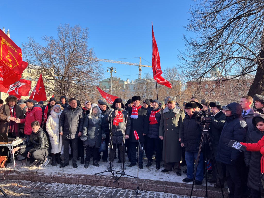 Слава Красной Армии!