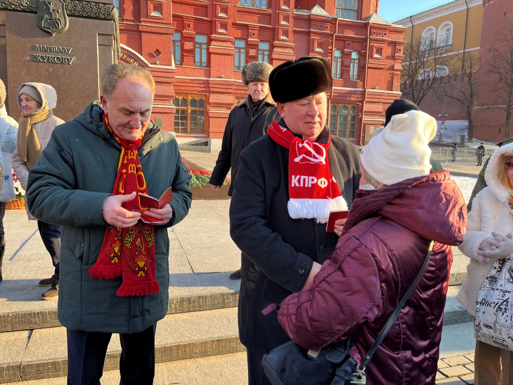 Слава Красной Армии!