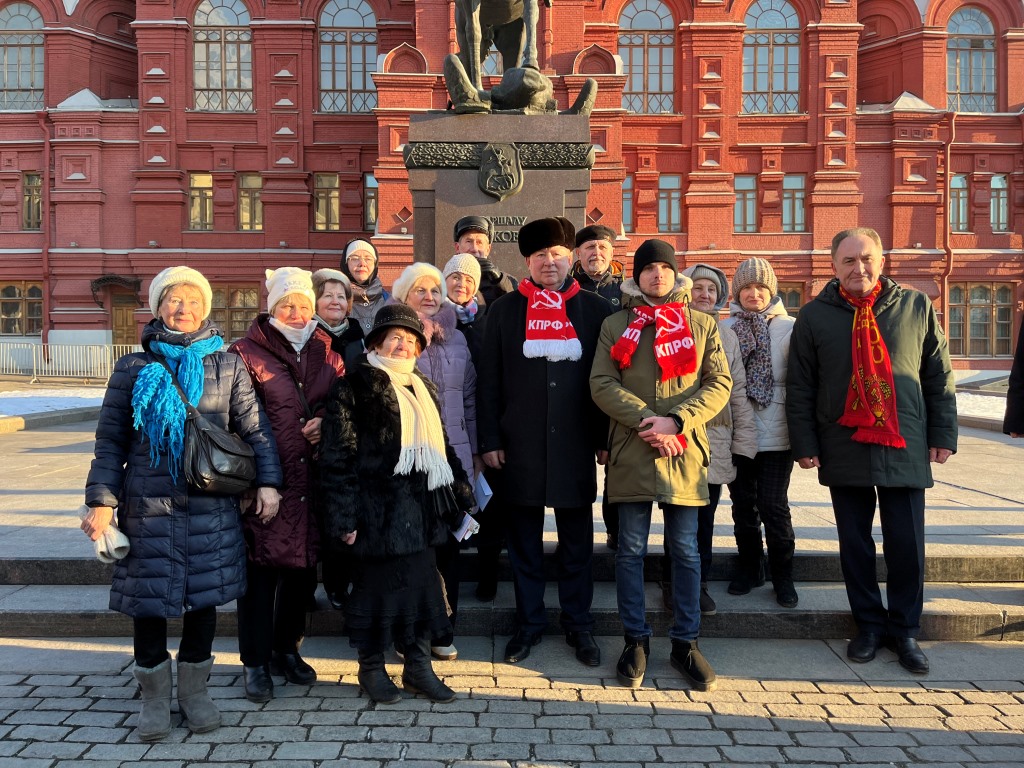 Слава Красной Армии!