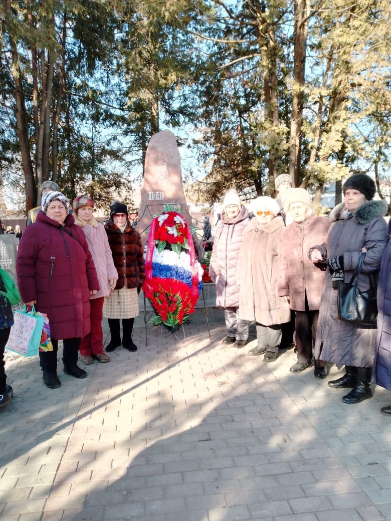 Возложение цветов в Лосино-Петровском: Долг памяти поколений