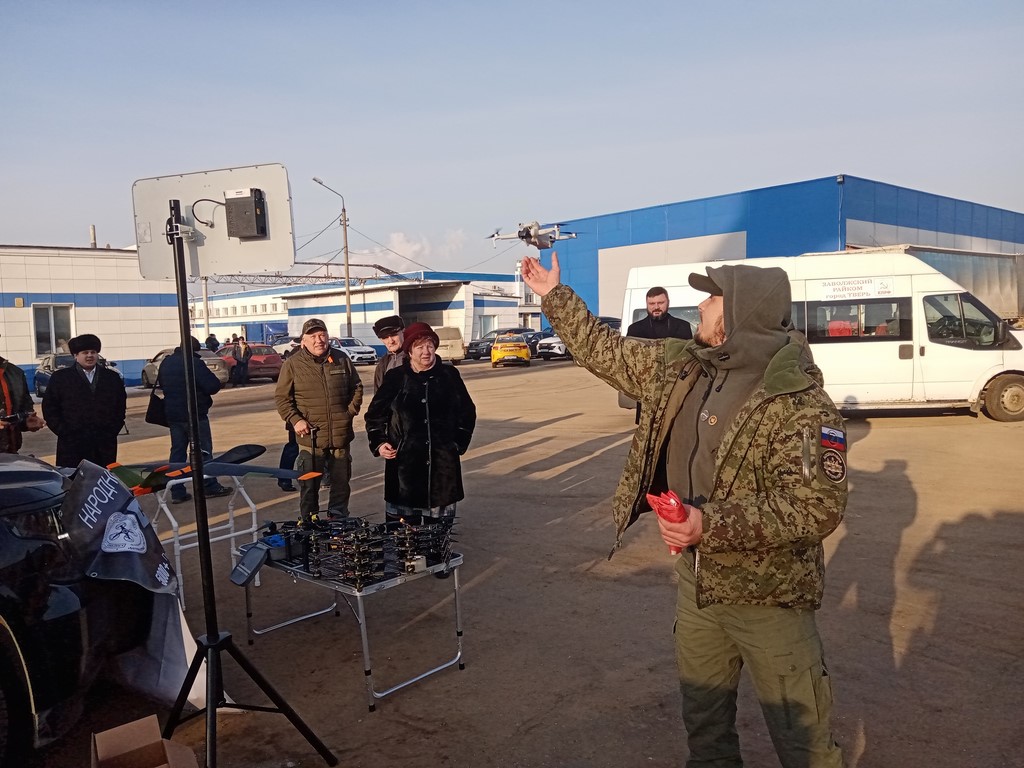 135 гуманитарный конвой от КПРФ для фронта и Победы