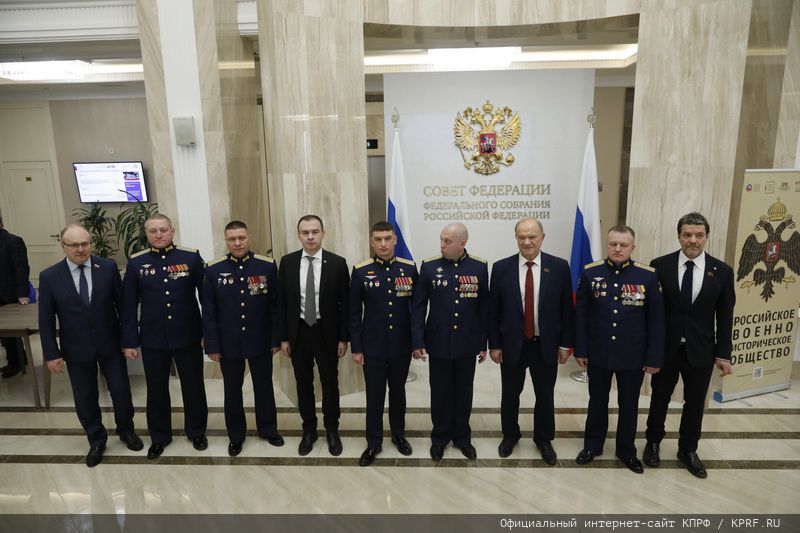 Г.А. Зюганов принял участие в открытии выставки «Герои Гостомеля»