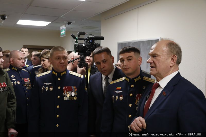 Г.А. Зюганов принял участие в открытии выставки «Герои Гостомеля»