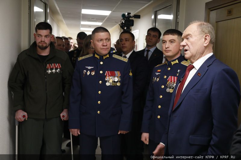 Г.А. Зюганов принял участие в открытии выставки «Герои Гостомеля»