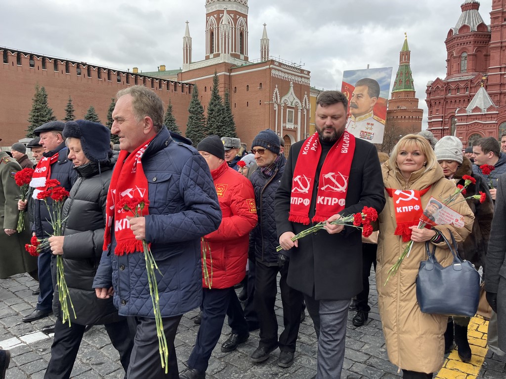 Проявить волю И.В. Сталина и характер великой Советской эпохи!