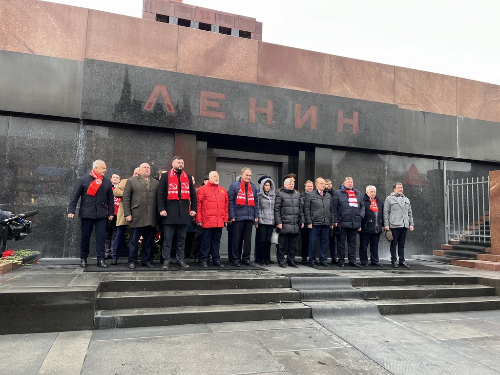 Проявить волю И.В. Сталина и характер великой Советской эпохи!