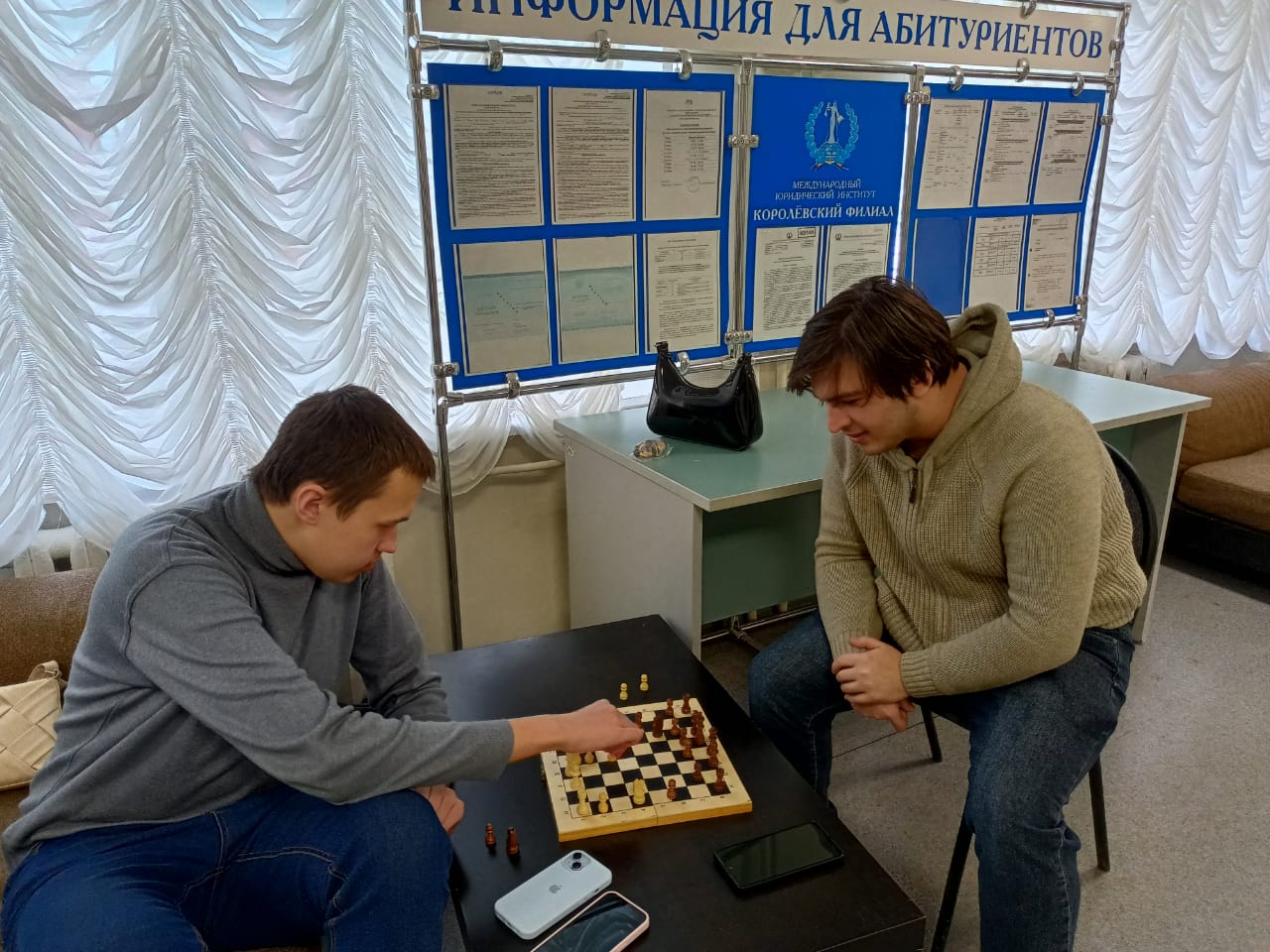В Королёвском Международном юридическом институте активно развивается проект «На перемене»!