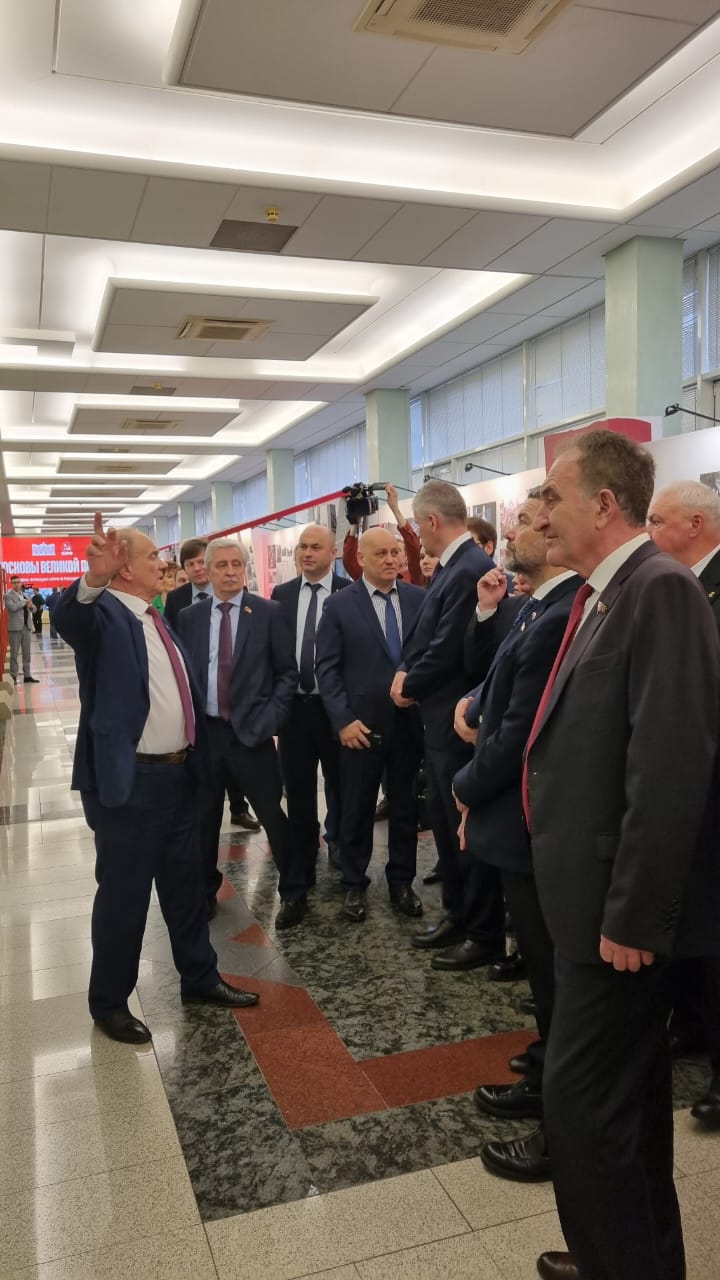 Николай Васильев принял участие в торжественном открытии выставки «Основы Великой Победы»