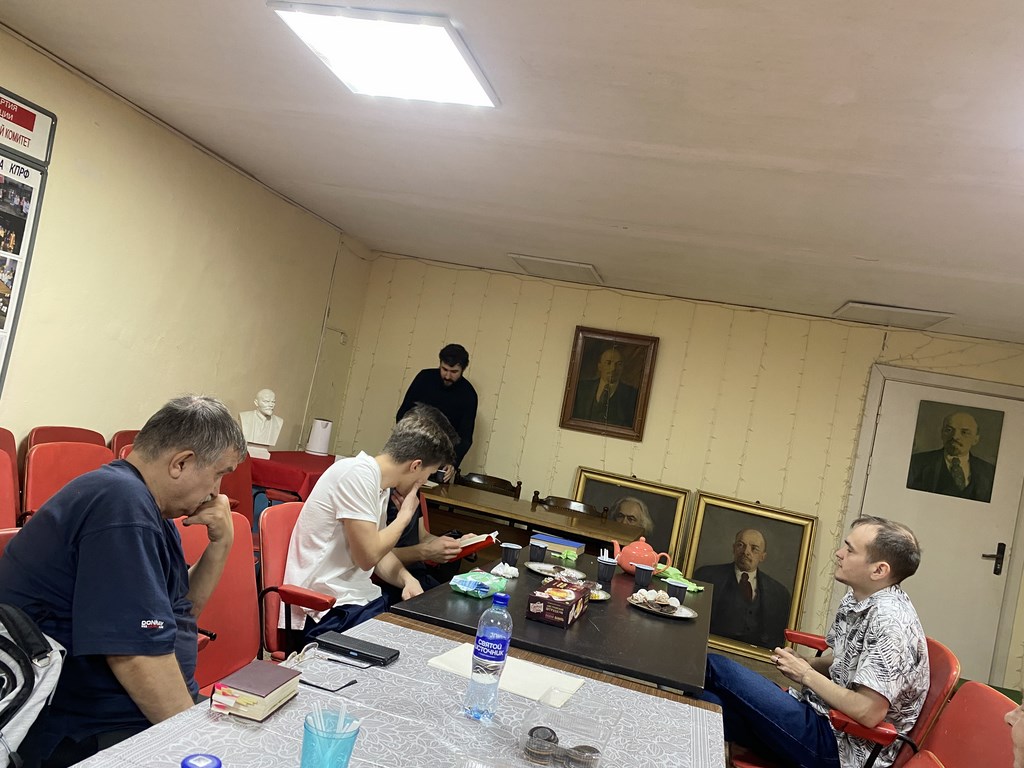 В Долгопрудненском горкоме КПРФ проходит обучение молодых коммунистов