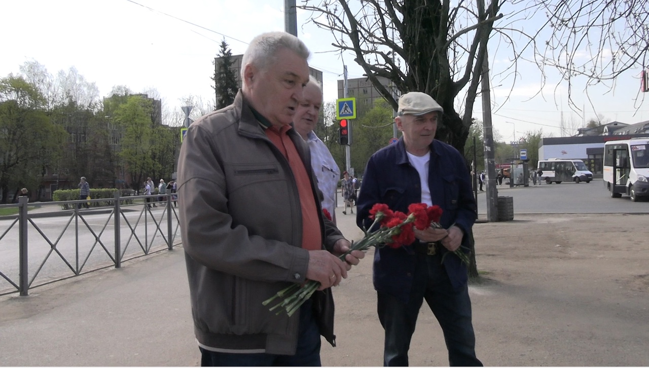 Возложение цветов к памятникам В.И. Ленину в г.о. Пушкинский
