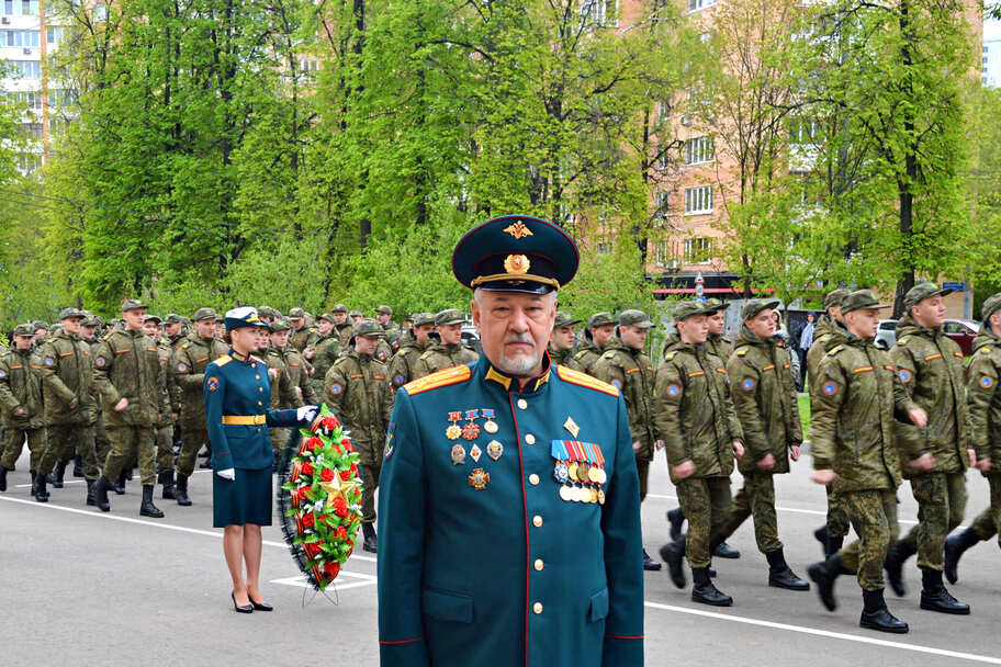 Праздничная церемония в военно-учебном центре