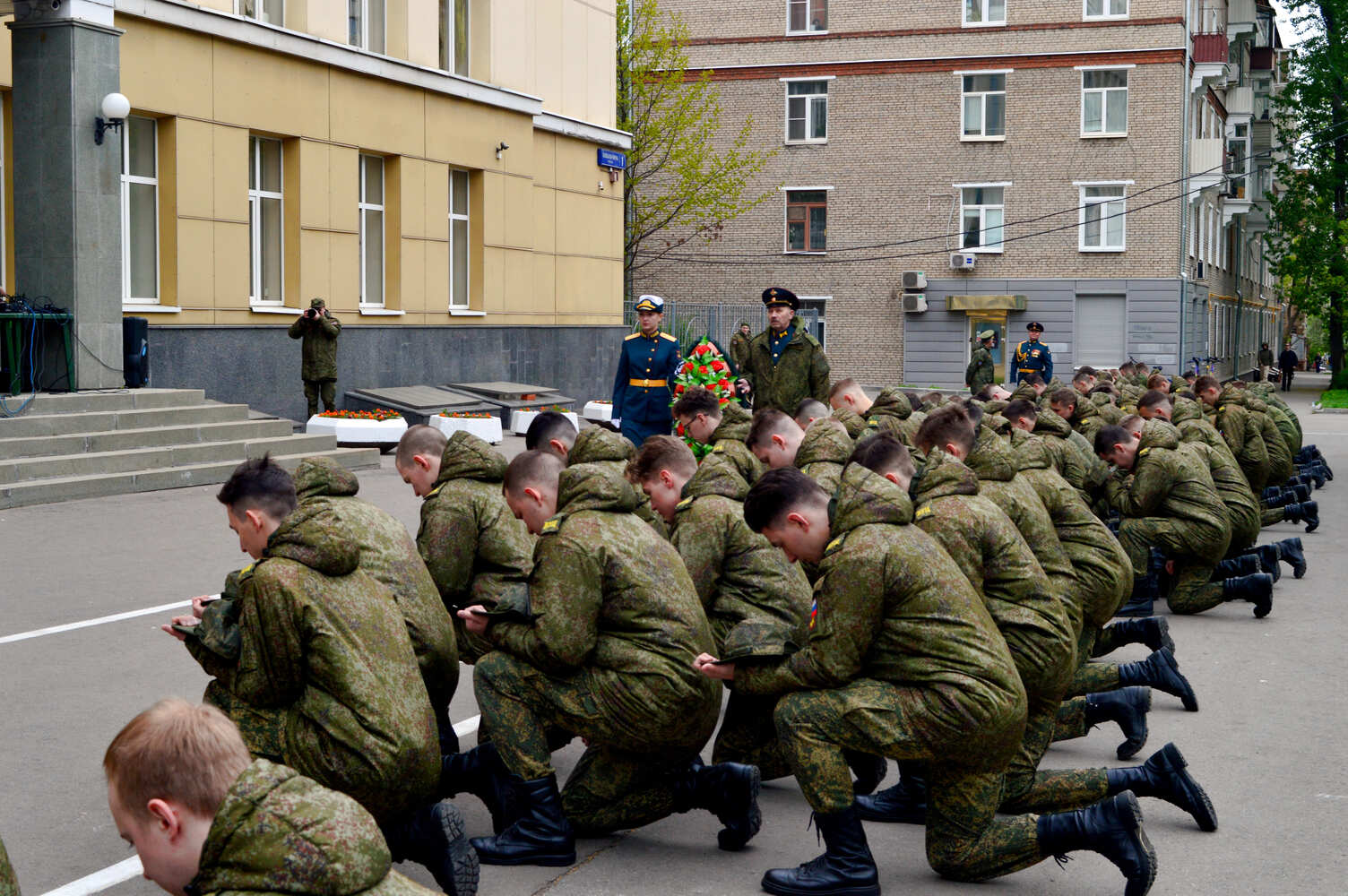 Праздничная церемония в военно-учебном центре